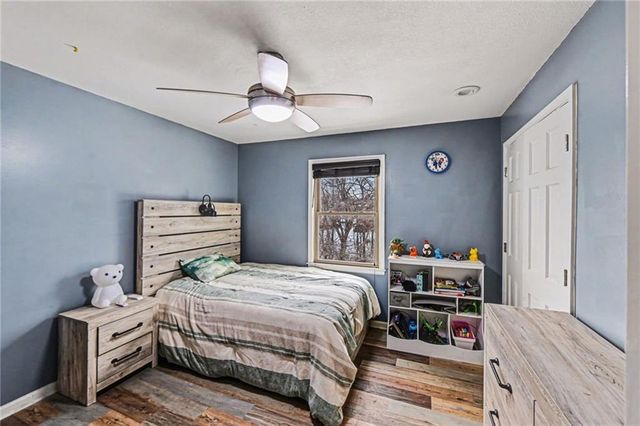 10609 Ballentine Street, Overland Park, KS 66214