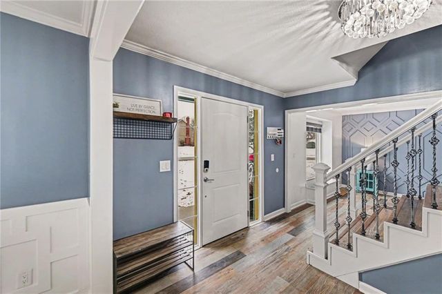 10609 Ballentine Street, Overland Park, KS 66214