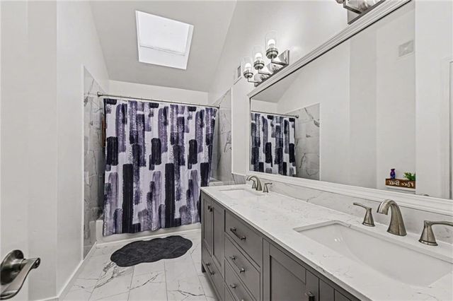 10609 Ballentine Street, Overland Park, KS 66214