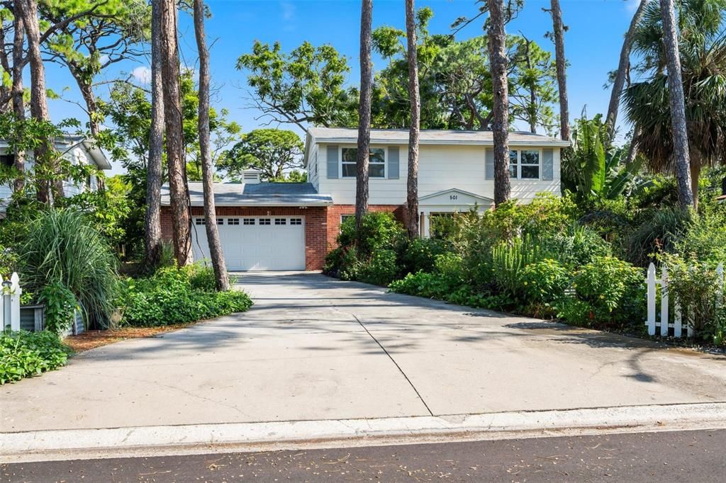 501 66TH AVENUE S, St Petersburg, FL 33705