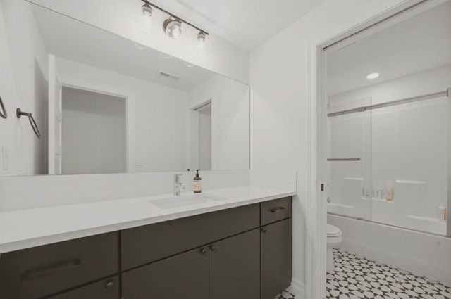 2403 N Bluestone St, Andover, KS 67002