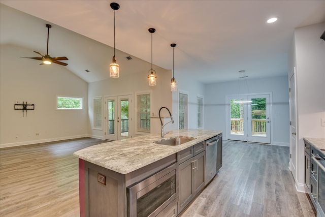 170 GRANDVIEW Drive, Mccormick, SC 29835