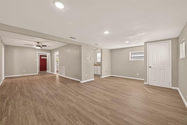 10141 Chadwick Street, Houston, TX 77029