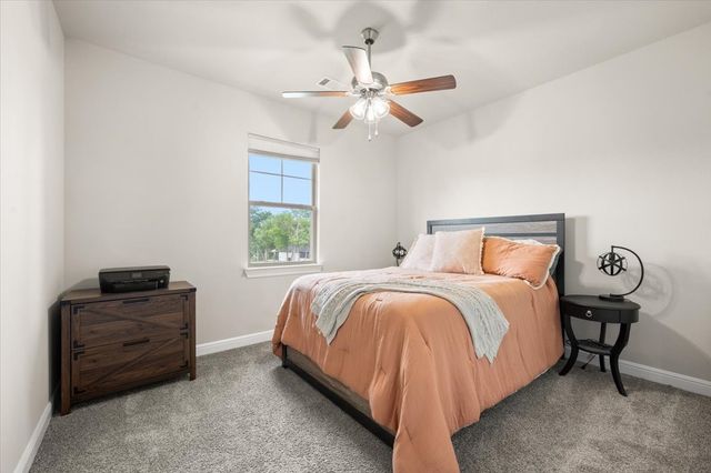 948 Silverleaf Drive, Weatherford, TX 76085