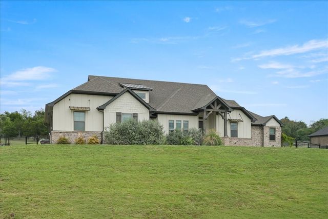 948 Silverleaf Drive, Weatherford, TX 76085