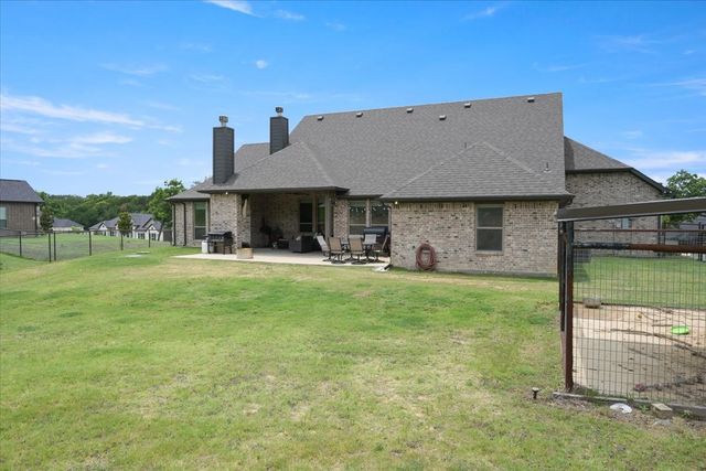 948 Silverleaf Drive, Weatherford, TX 76085