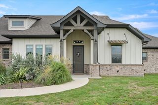 948 Silverleaf Drive, Weatherford, TX 76085
