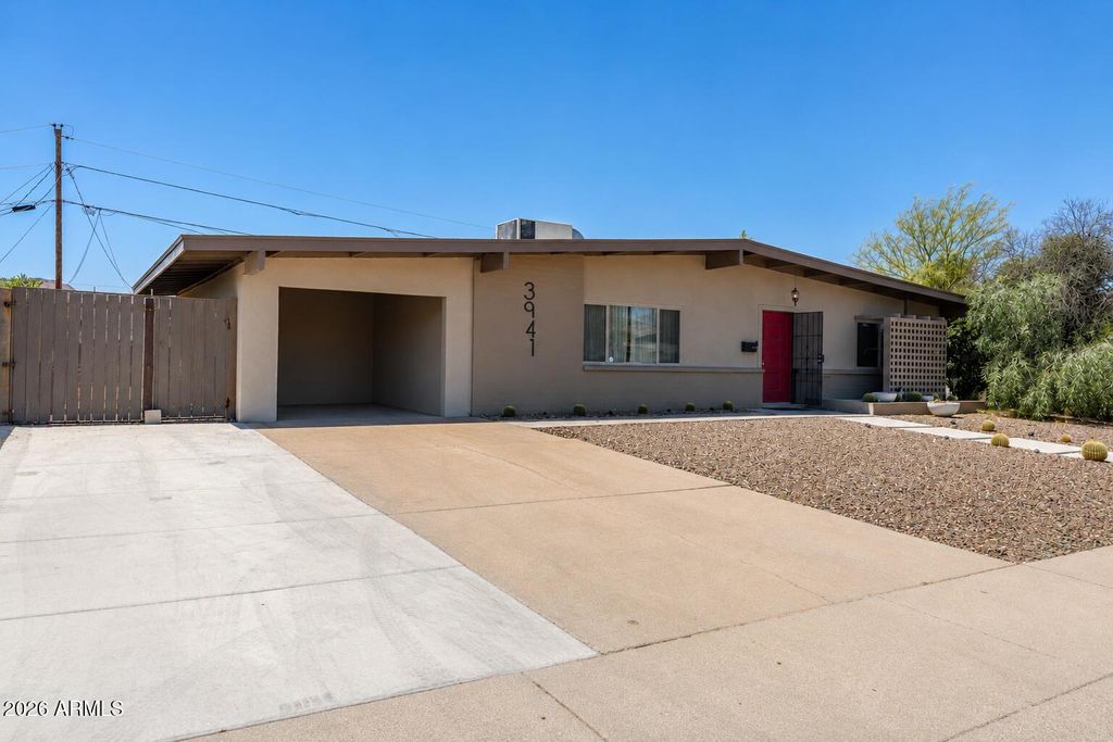 3941 E MERCER Lane, Phoenix, AZ 85028 — photo 2