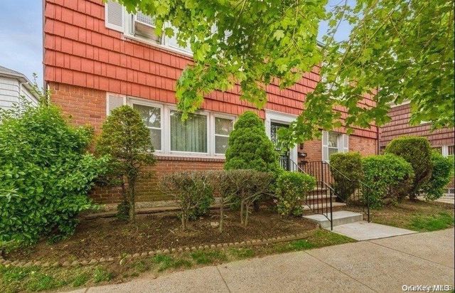 83-08 Langdale Street 1, New Hyde Park, NY 11040