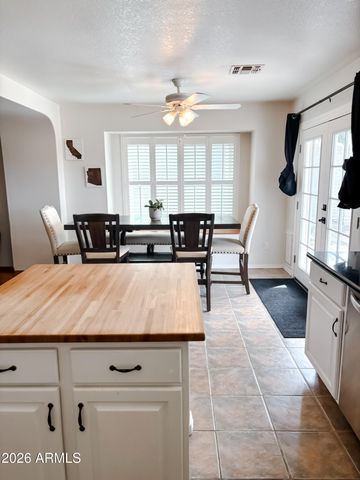 10529 W ROBIN Lane, Peoria, AZ 85383