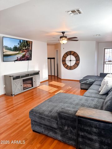 10529 W ROBIN Lane, Peoria, AZ 85383