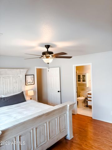 10529 W ROBIN Lane, Peoria, AZ 85383