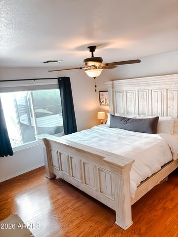 10529 W ROBIN Lane, Peoria, AZ 85383