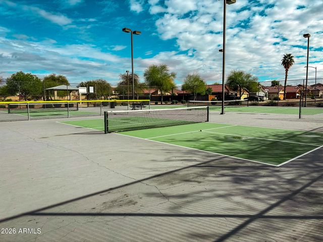 10529 W ROBIN Lane, Peoria, AZ 85383