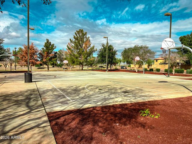 10529 W ROBIN Lane, Peoria, AZ 85383