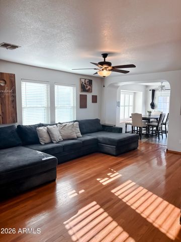 10529 W ROBIN Lane, Peoria, AZ 85383