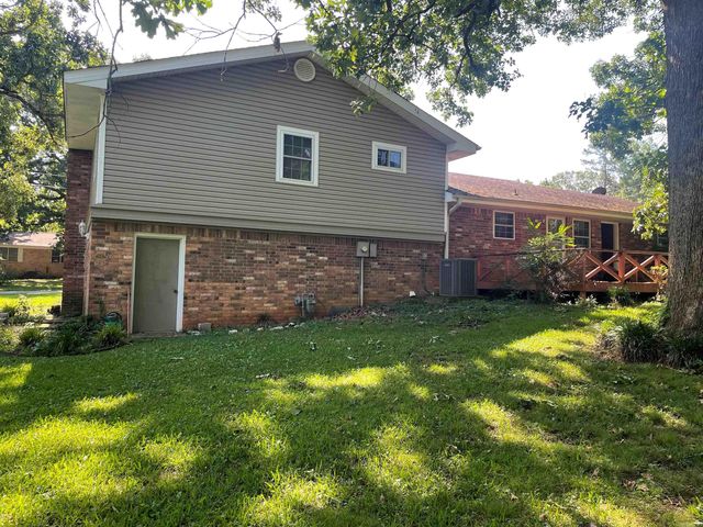 7241 Ross Lane, Benton, AR 72019