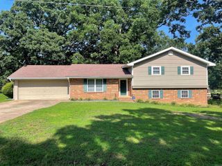 7241 Ross Lane, Benton, AR 72019