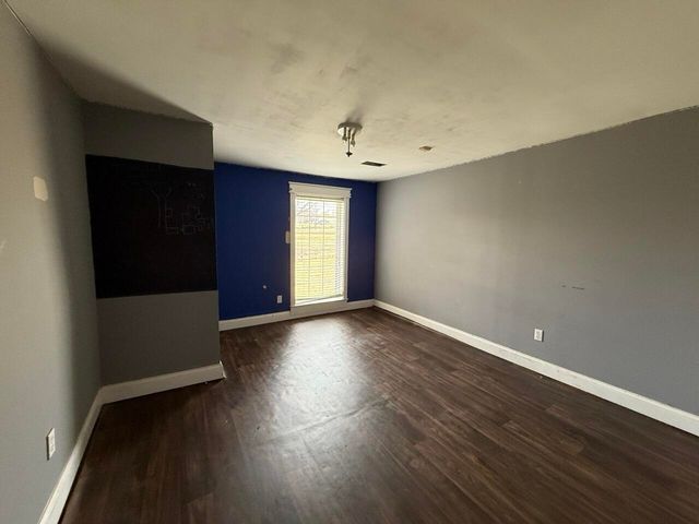 4796 KY-490, East Bernstadt, KY 40729