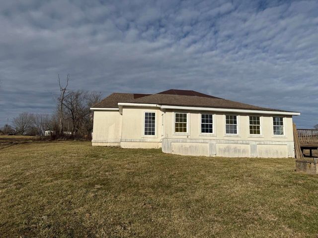 4796 KY-490, East Bernstadt, KY 40729