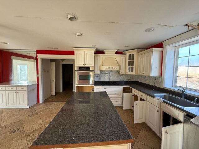 4796 KY-490, East Bernstadt, KY 40729