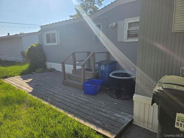 1964 River 57, Calverton, NY 11933