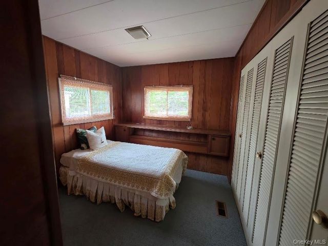 1964 River 57, Calverton, NY 11933