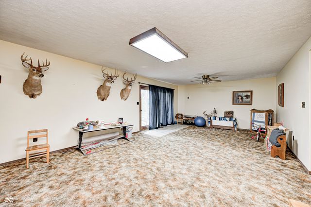 5320 S Lick Crk Road, Morgantown, IN 46160