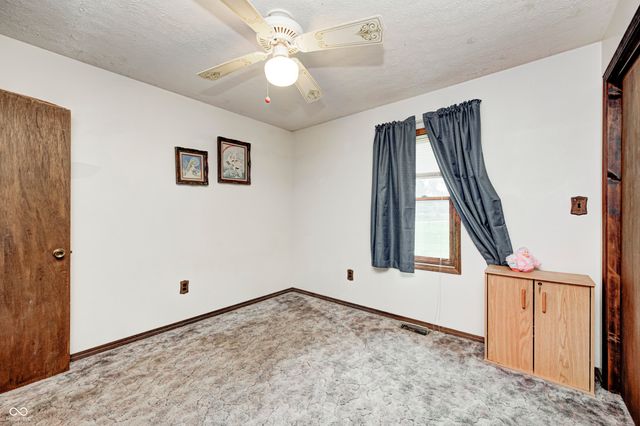 5320 S Lick Crk Road, Morgantown, IN 46160