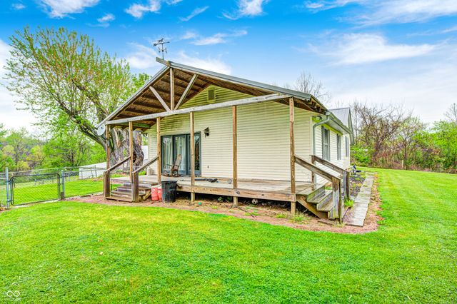 5320 S Lick Crk Road, Morgantown, IN 46160