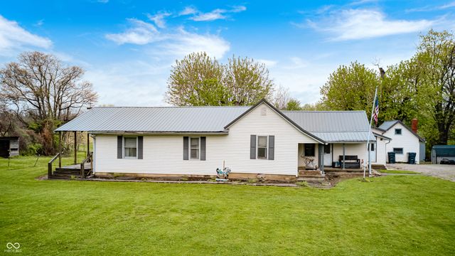 5320 S Lick Crk Road, Morgantown, IN 46160