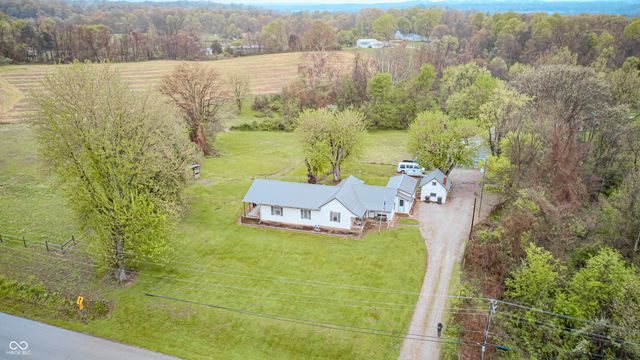 5320 S Lick Crk Road, Morgantown, IN 46160