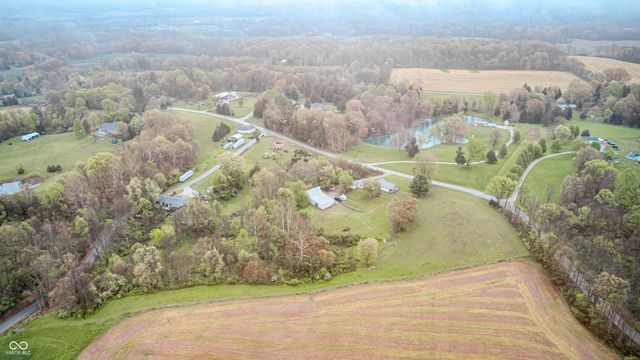 5320 S Lick Crk Road, Morgantown, IN 46160