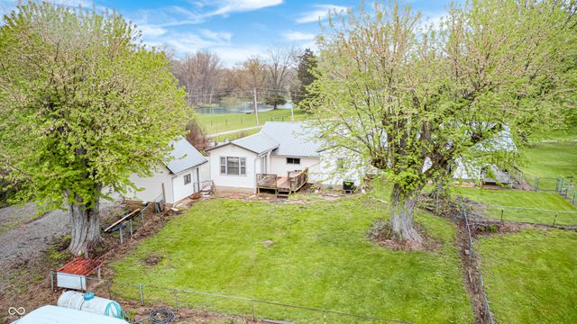 5320 S Lick Crk Road, Morgantown, IN 46160