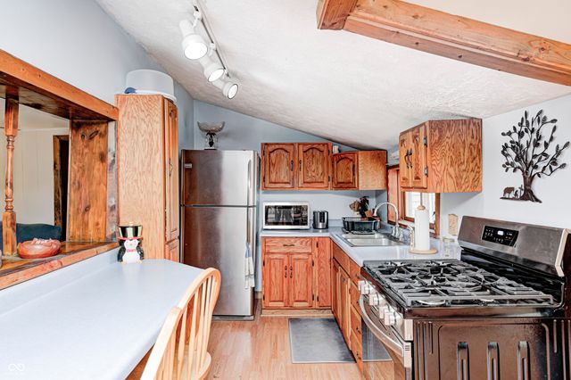 5320 S Lick Crk Road, Morgantown, IN 46160