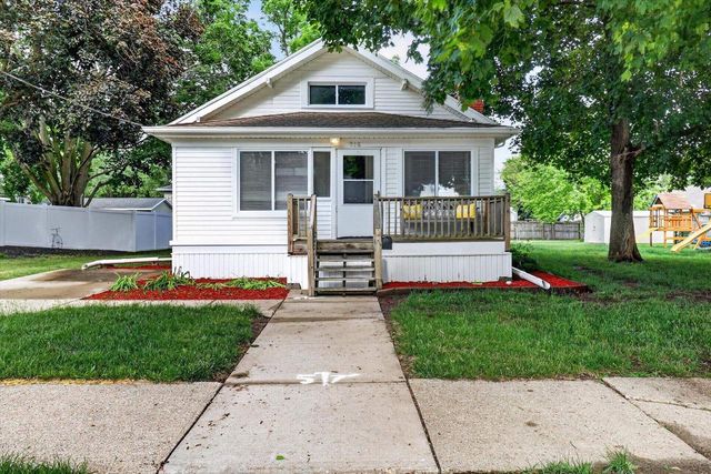 516 N Walnut Street, Janesville, WI 53548