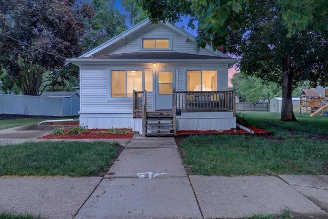 516 N Walnut Street, Janesville, WI 53548