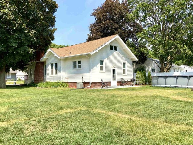 516 N Walnut Street, Janesville, WI 53548