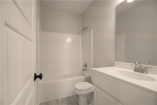 1038 Fir Lane, Liberty, MO 64068