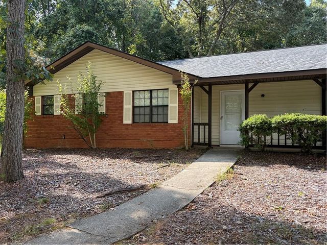 160 Chesapeake Drive, Ellenwood, GA 30294