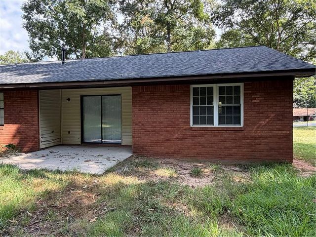160 Chesapeake Drive, Ellenwood, GA 30294
