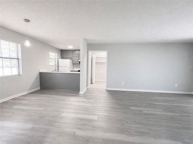 160 Chesapeake Drive, Ellenwood, GA 30294
