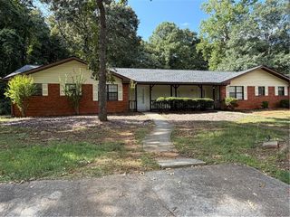 160 Chesapeake Drive, Ellenwood, GA 30294