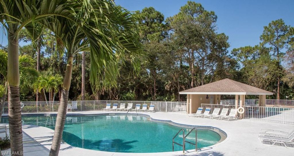 326 Dover PL J203, NAPLES, FL 34104 — exterior