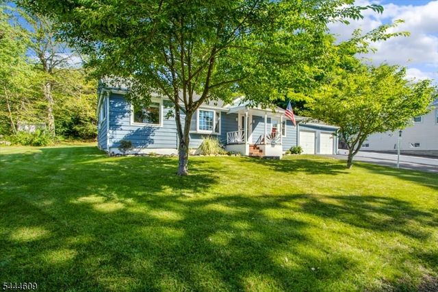 54 Oslo Dr, Rockaway Twp., NJ 07866