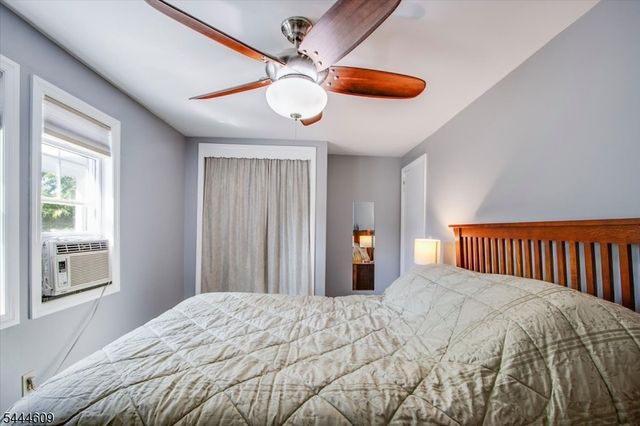 54 Oslo Dr, Rockaway Twp., NJ 07866