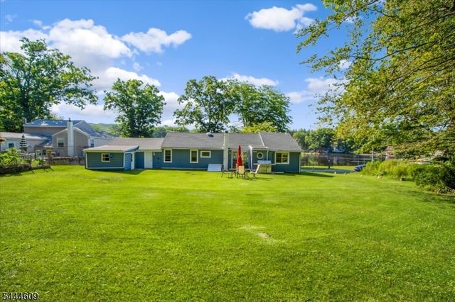 54 Oslo Dr, Rockaway Twp., NJ 07866