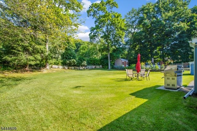 54 Oslo Dr, Rockaway Twp., NJ 07866