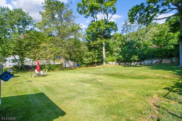 54 Oslo Dr, Rockaway Twp., NJ 07866