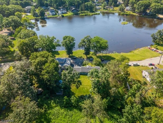 54 Oslo Dr, Rockaway Twp., NJ 07866